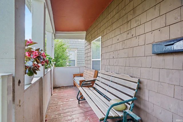 939 E 4th Street, Mishawaka, IN 46544