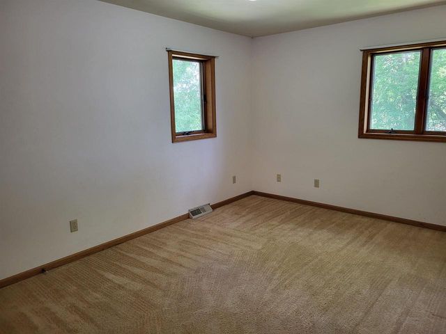 1246 Washington Road, Stoughton, WI 53589