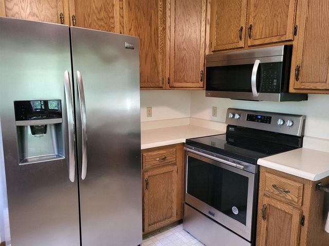 1246 Washington Road, Stoughton, WI 53589