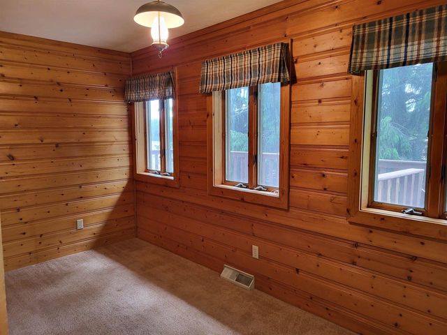 1246 Washington Road, Stoughton, WI 53589