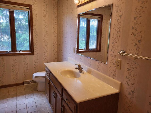 1246 Washington Road, Stoughton, WI 53589