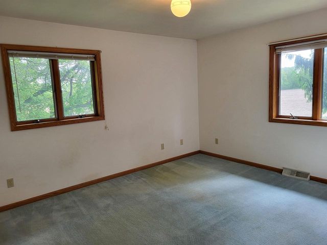 1246 Washington Road, Stoughton, WI 53589