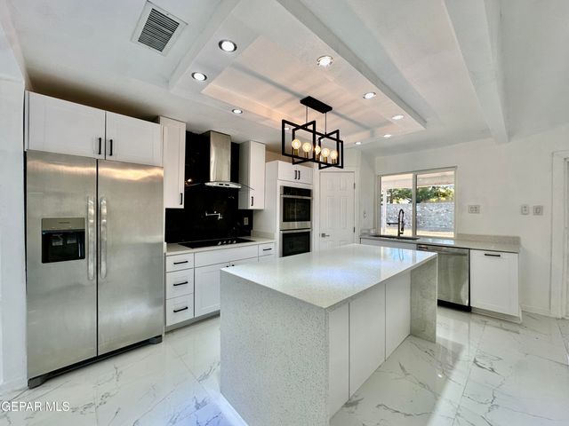 6332 EL RISCO Street, El Paso, TX 79912