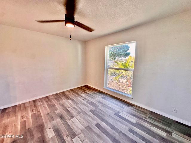 6332 EL RISCO Street, El Paso, TX 79912