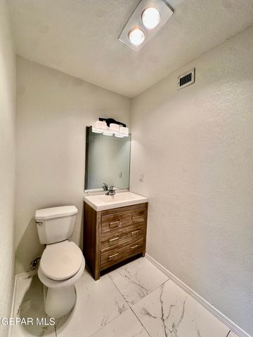 6332 EL RISCO Street, El Paso, TX 79912