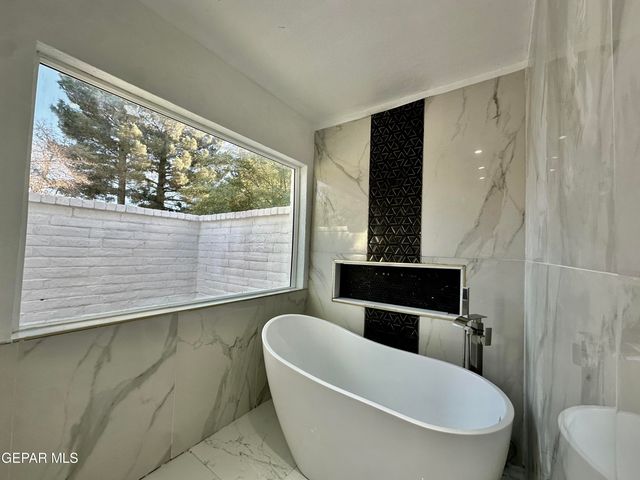 6332 EL RISCO Street, El Paso, TX 79912