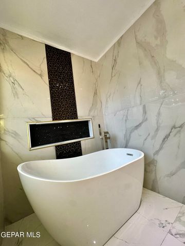 6332 EL RISCO Street, El Paso, TX 79912