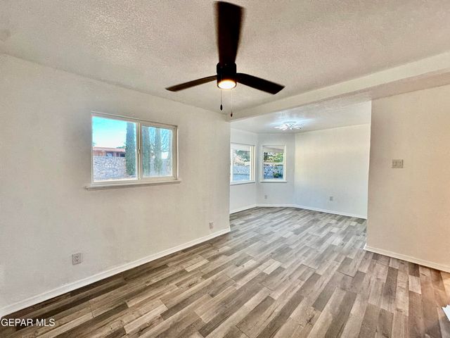 6332 EL RISCO Street, El Paso, TX 79912