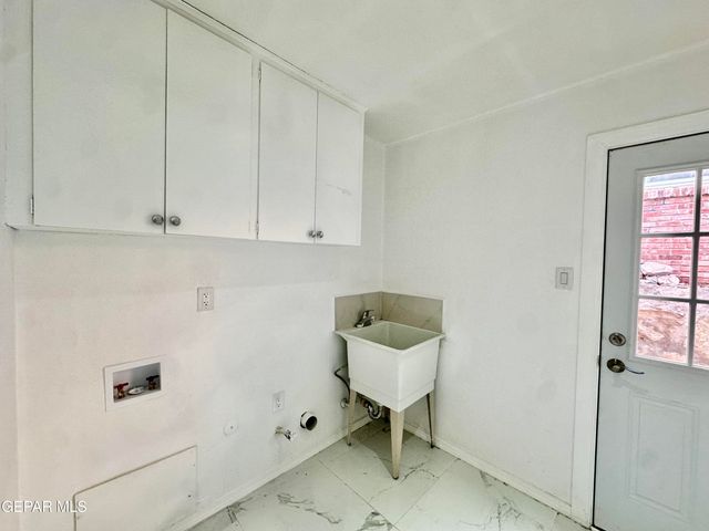 6332 EL RISCO Street, El Paso, TX 79912