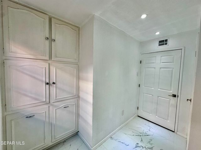 6332 EL RISCO Street, El Paso, TX 79912