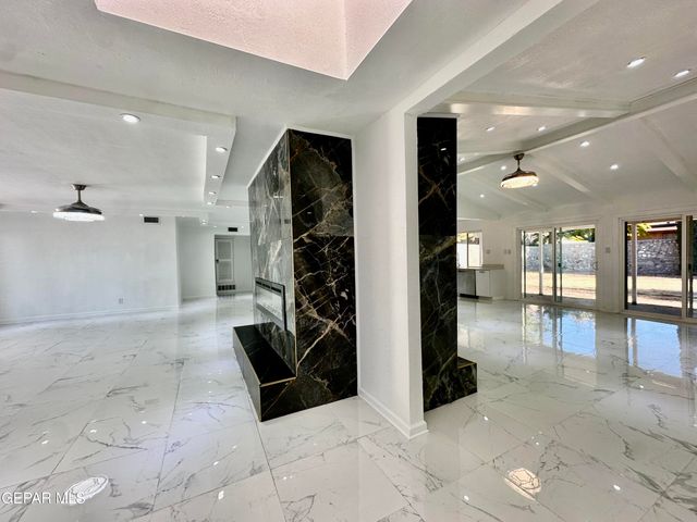 6332 EL RISCO Street, El Paso, TX 79912