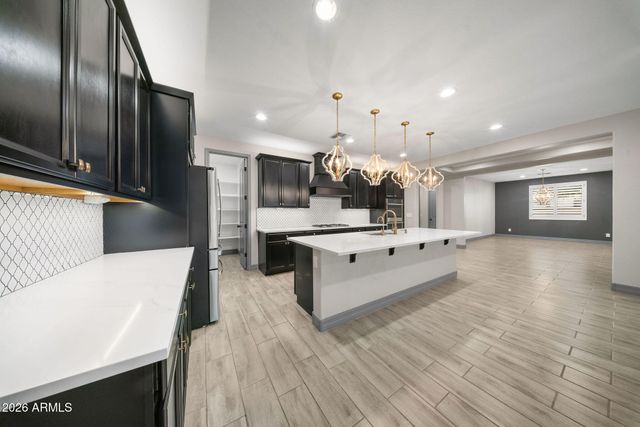 12539 W TUCKEY Lane, Glendale, AZ 85307