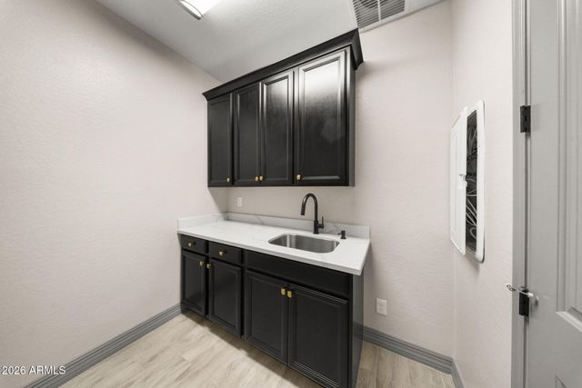 12539 W TUCKEY Lane, Glendale, AZ 85307