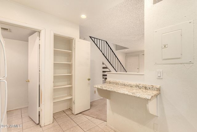 4608 W MARYLAND Avenue 130, Glendale, AZ 85301