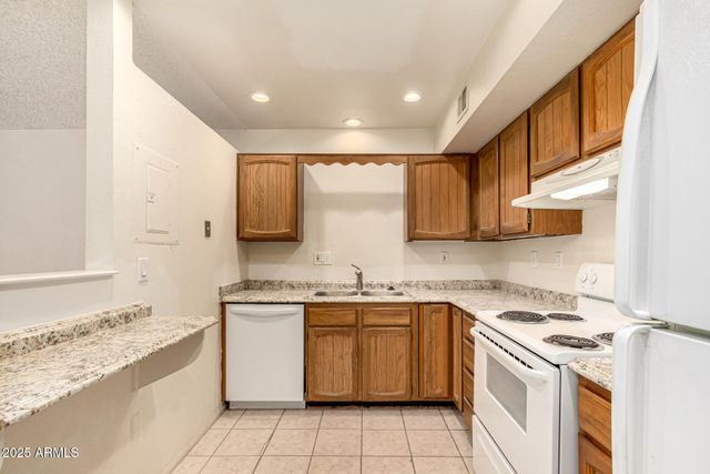 4608 W MARYLAND Avenue 130, Glendale, AZ 85301