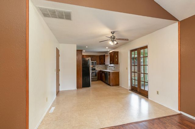 714 S Rice Street, Nixa, MO 65714