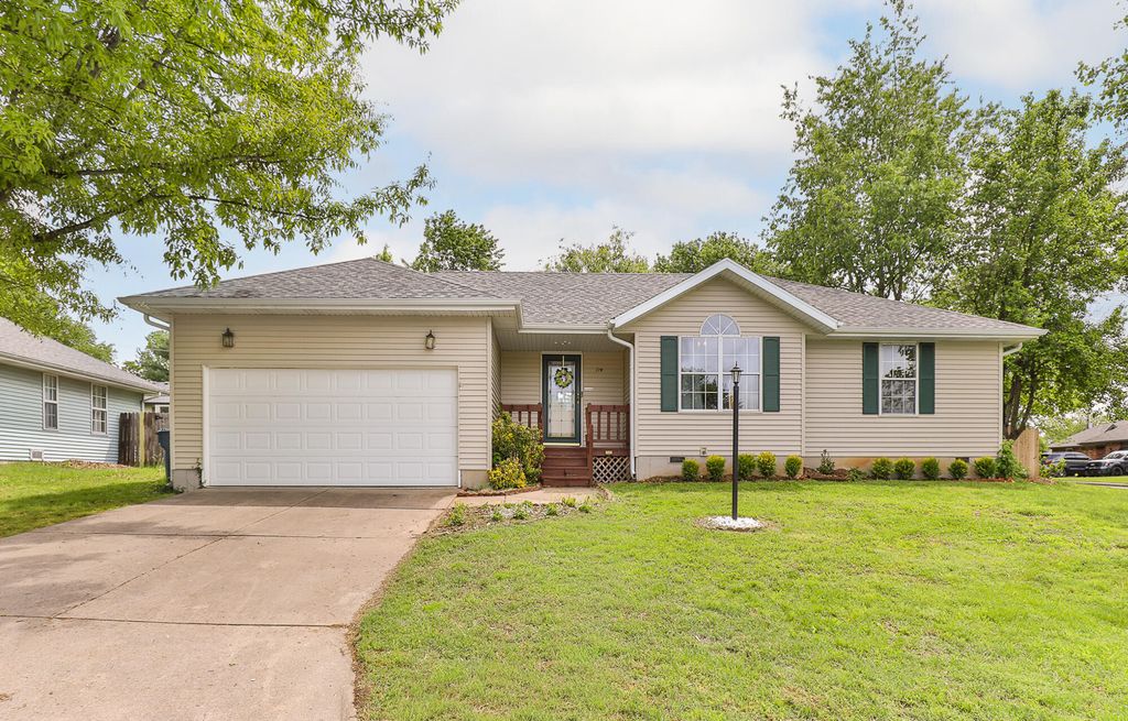 714 S Rice Street, Nixa, MO 65714