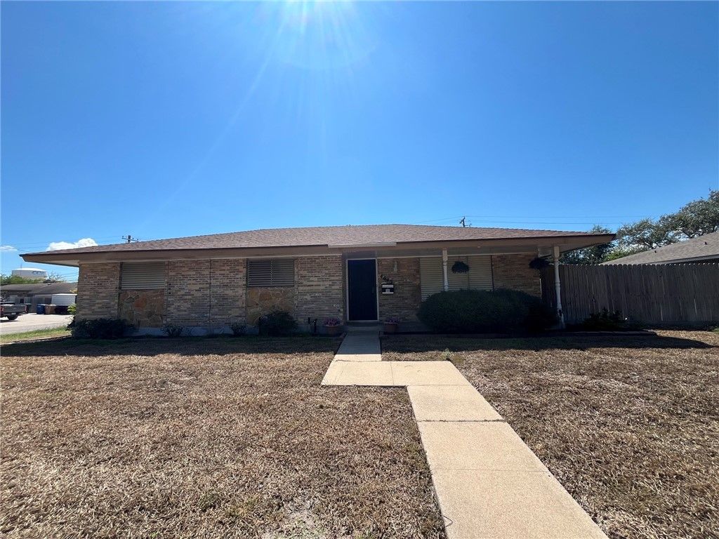 4645 Cobblestone, Corpus Christi, TX 78411