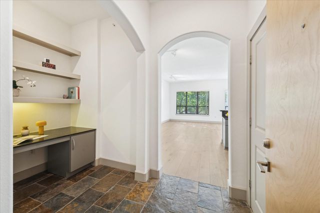 1901 Post Oak Boulevard 2203, Houston, TX 77056