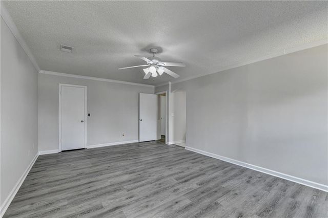2725 Milton Bryan Drive, Loganville, GA 30052