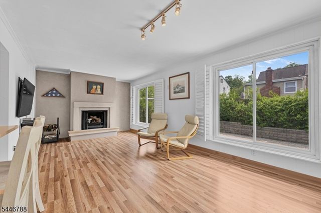 17 Westland Rd, Verona Twp., NJ 07044