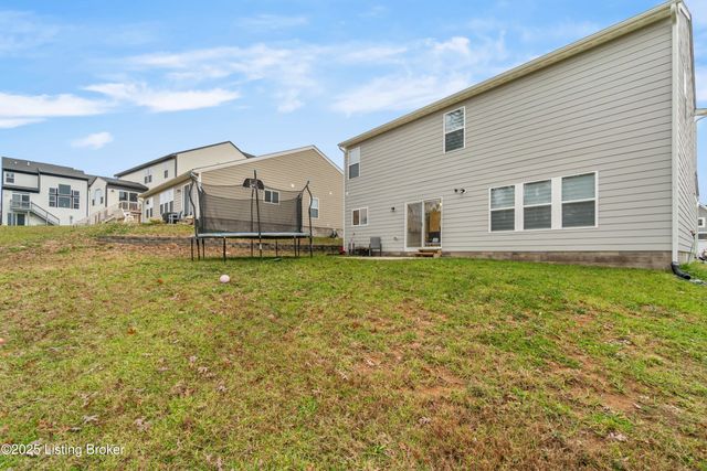 116 Strawberry Field Dr, Mt Washington, KY 40047