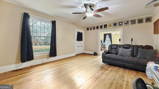 140 1st Street, Rome, GA 30161