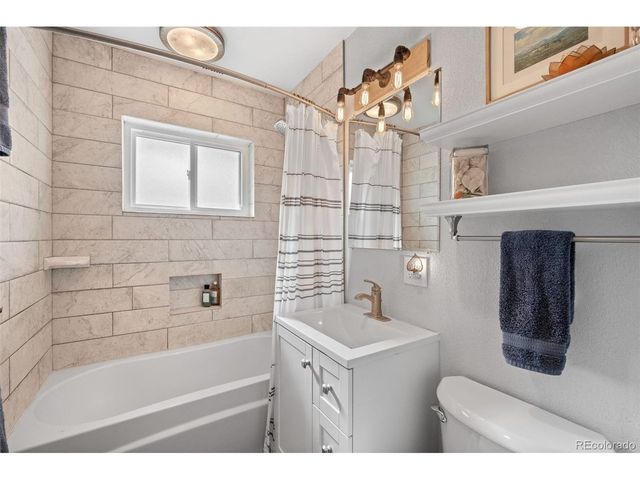 3275 S Raleigh St, Denver, CO 80236