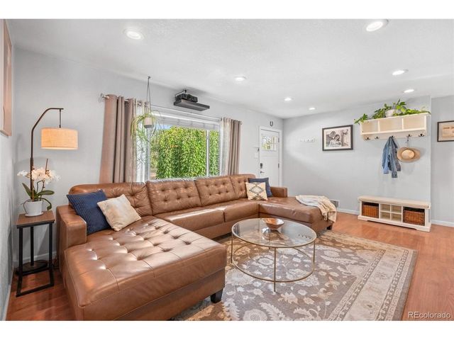 3275 S Raleigh St, Denver, CO 80236