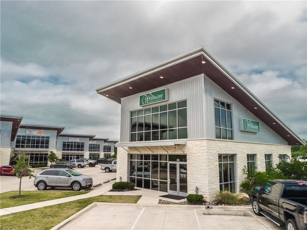 3091 University Drive E 202, Bryan, TX 77802