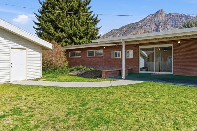 1411 N LOCUST LN, Provo, UT 84604