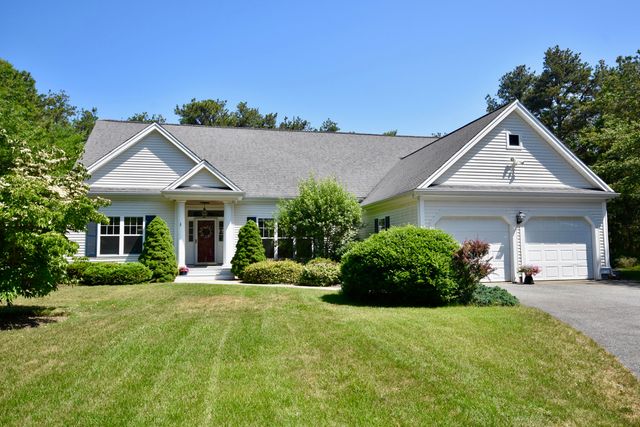 52 Bayden Path, Plymouth, MA 02360