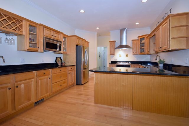 52 Bayden Path, Plymouth, MA 02360
