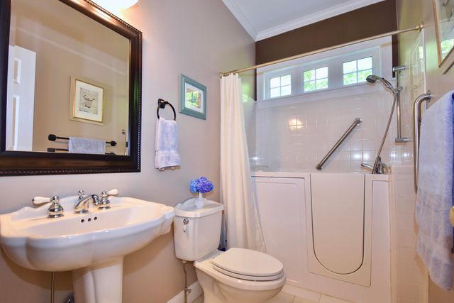 52 Bayden Path, Plymouth, MA 02360