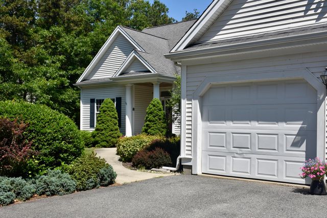 52 Bayden Path, Plymouth, MA 02360
