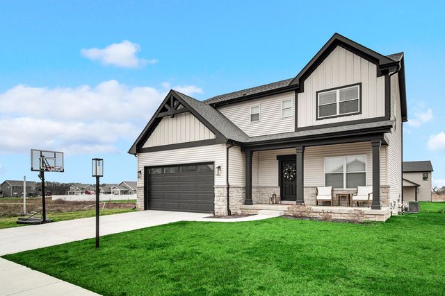 7562 E 116th Avenue, Crown Point, IN 46307