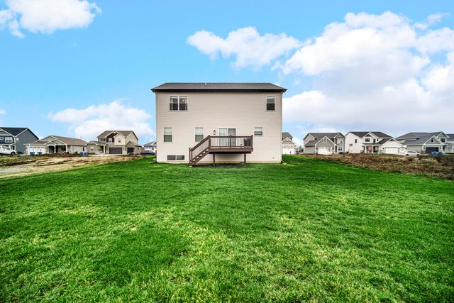 7562 E 116th Avenue, Crown Point, IN 46307