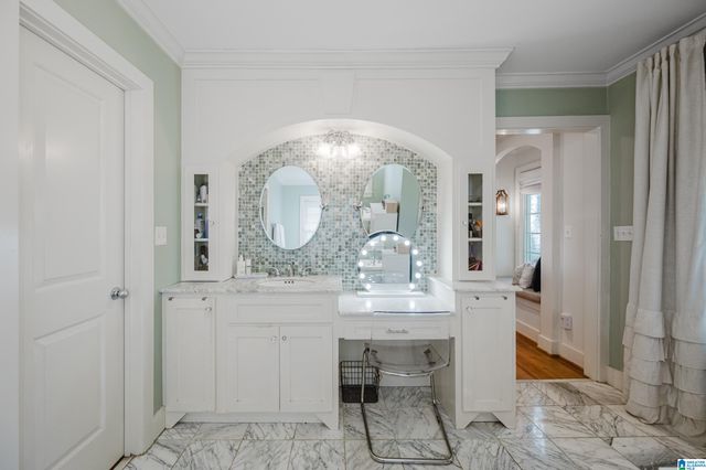 105 LAKE STREET, Trussville, AL 35173