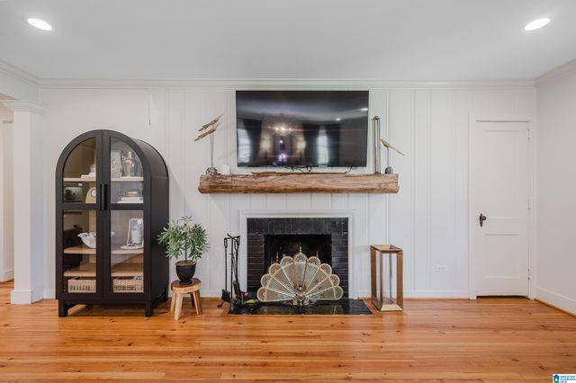 105 LAKE STREET, Trussville, AL 35173