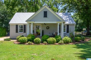 105 LAKE STREET, Trussville, AL 35173