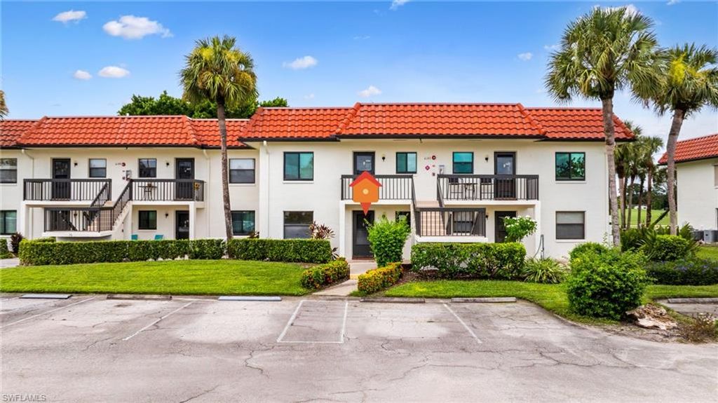 4186 27th CT SW 105, NAPLES, FL 34116 — exterior