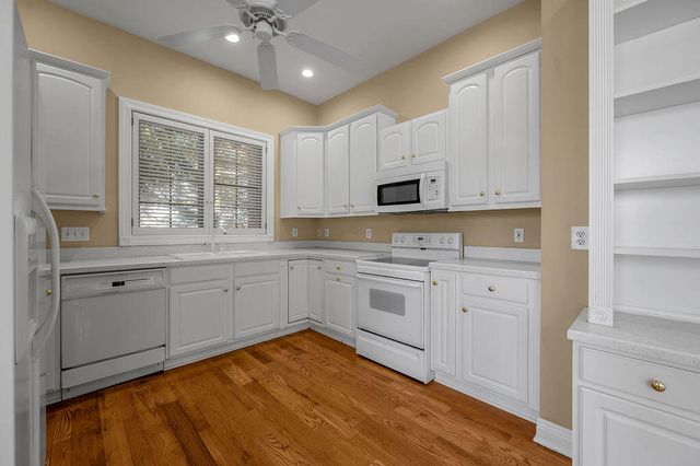 3361 Partridge Lane, Lexington, KY 40513