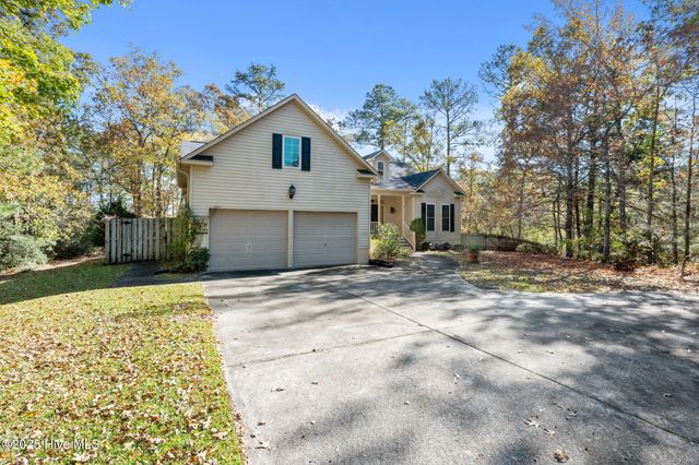 625 Plantation Parkway, Oriental, NC 28571
