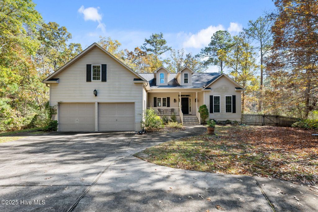 625 Plantation Parkway, Oriental, NC 28571
