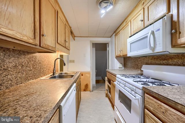 2314 KENSINGTON ST, Harrisburg, PA 17104