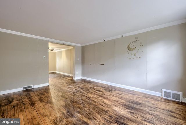 2314 KENSINGTON ST, Harrisburg, PA 17104