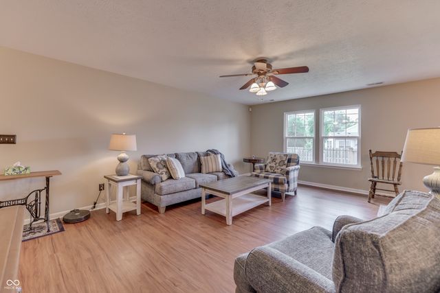 3335 Mechanicsburg Drive, Indianapolis, IN 46227