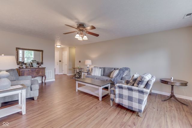 3335 Mechanicsburg Drive, Indianapolis, IN 46227