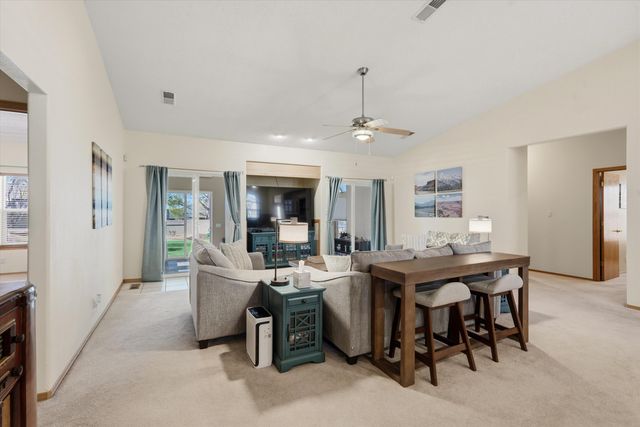 9812 Karak Road NE, Albuquerque, NM 87122