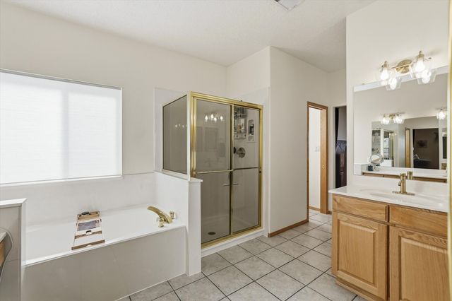 9812 Karak Road NE, Albuquerque, NM 87122